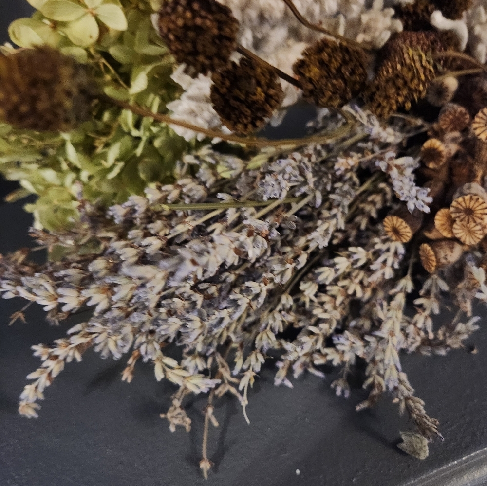 Real Dried Aromatic Flower Bouquet. - Picture 3 of 6